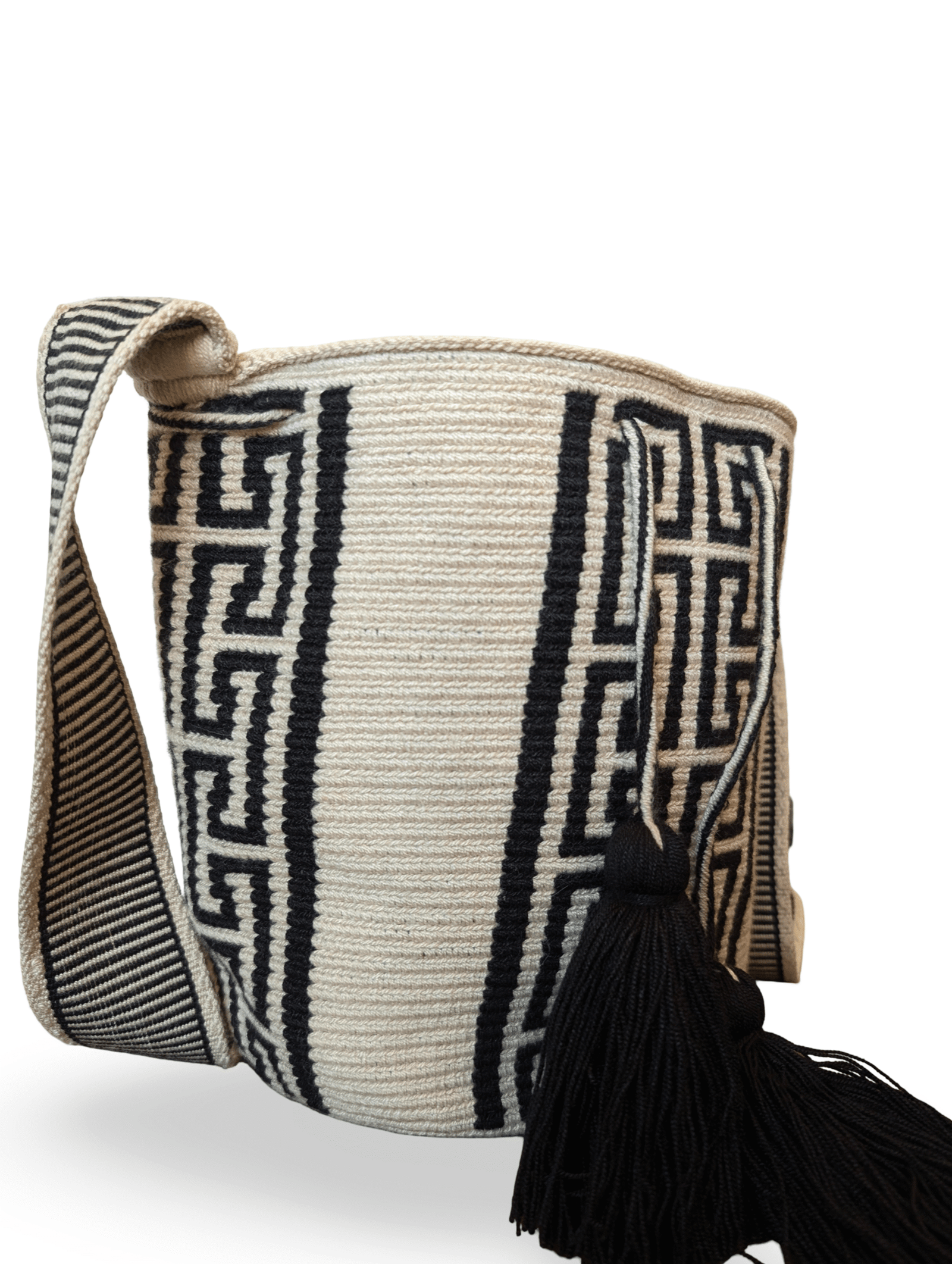 Guajira ⦁ Artisanal Handmade Colombian Mochila Bag - Image 6